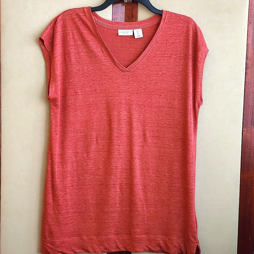 Adrienne Vittadini Linen Brick V Neck Cap Sleeve T Shirt Size M